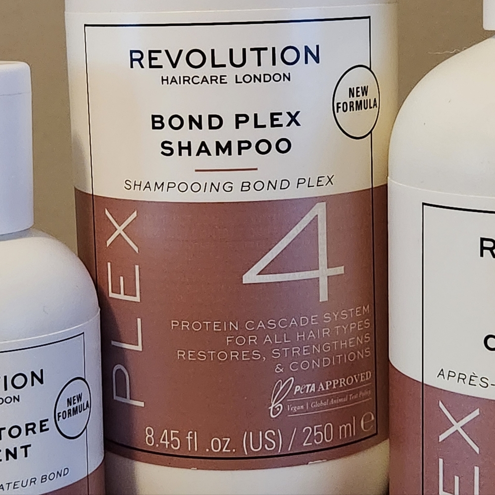 REVOLUTION HAIRCARE BUNDLE - Picture 3 of 7